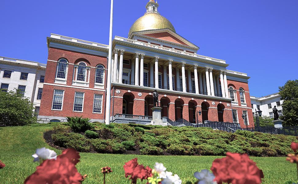 马萨诸塞州议会大厦的图片